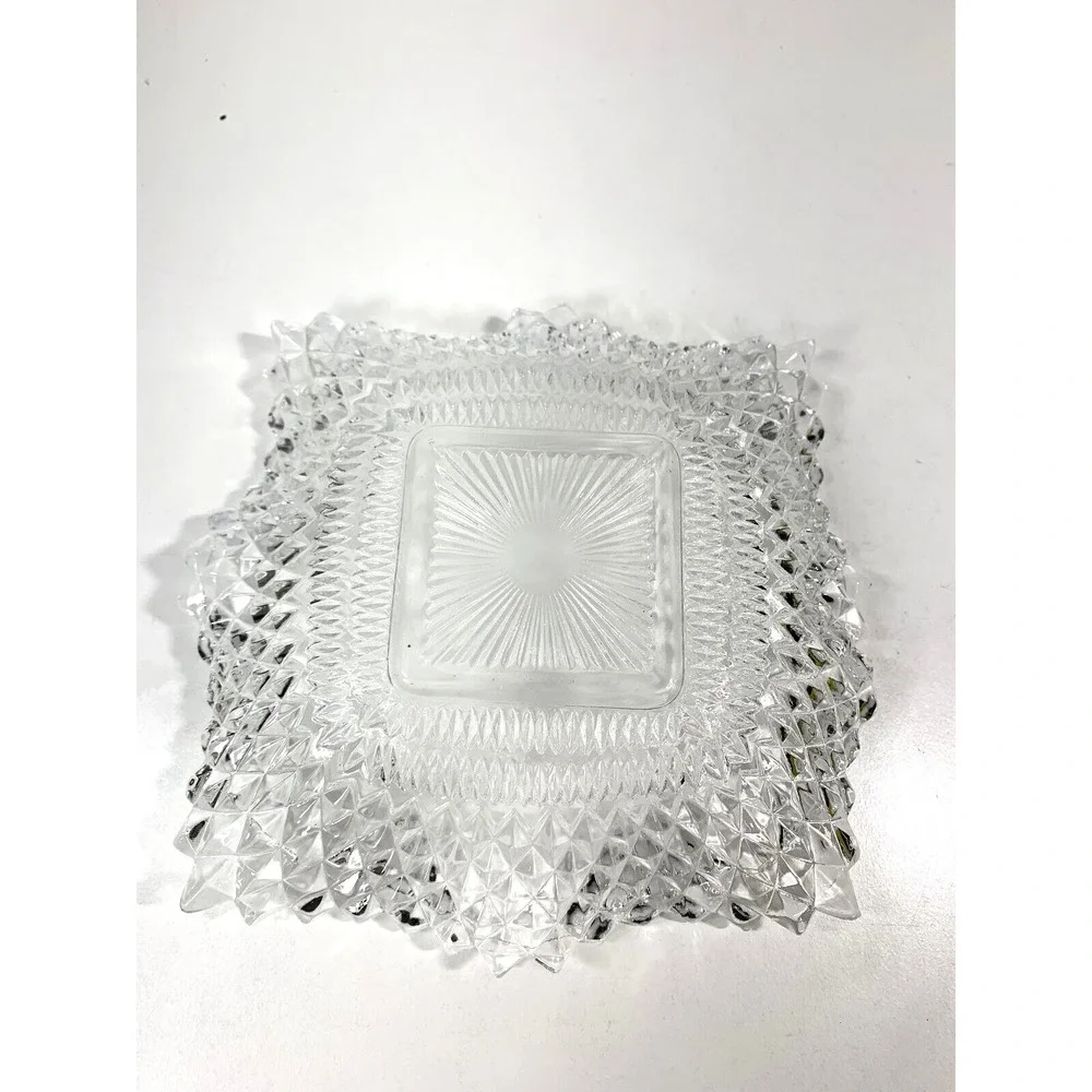 VTG Indiana Glass Clear Diamond Square Point‎ Candy Dish Square 7''x7'' Ruffled
